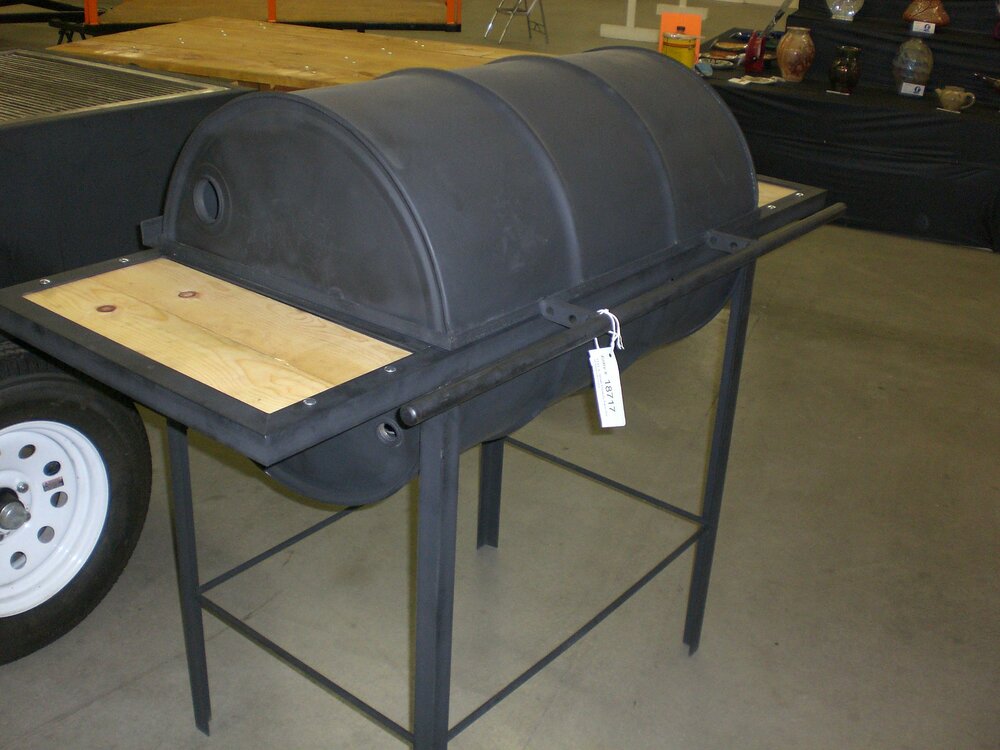 1761646587_BBQBarrel1.thumb.JPG.7811fbefc6f377841bbf09d81cb954c8.JPG