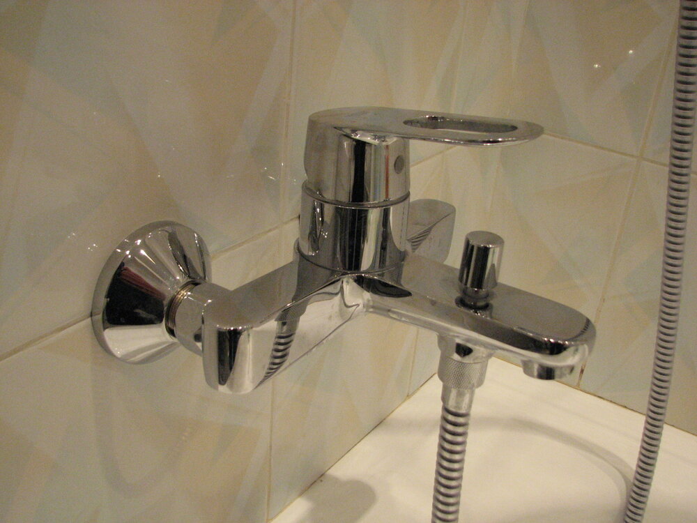 1892805968_Grohe-1.thumb.JPG.75e5fa67718853b7a6dc1e01f42f1f1f.JPG