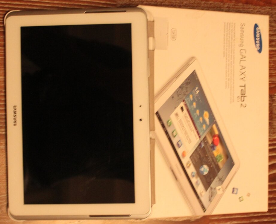 323370732_GalaxyTab2.thumb.jpg.d6e2548ce939e26aa482b6de801990ff.jpg