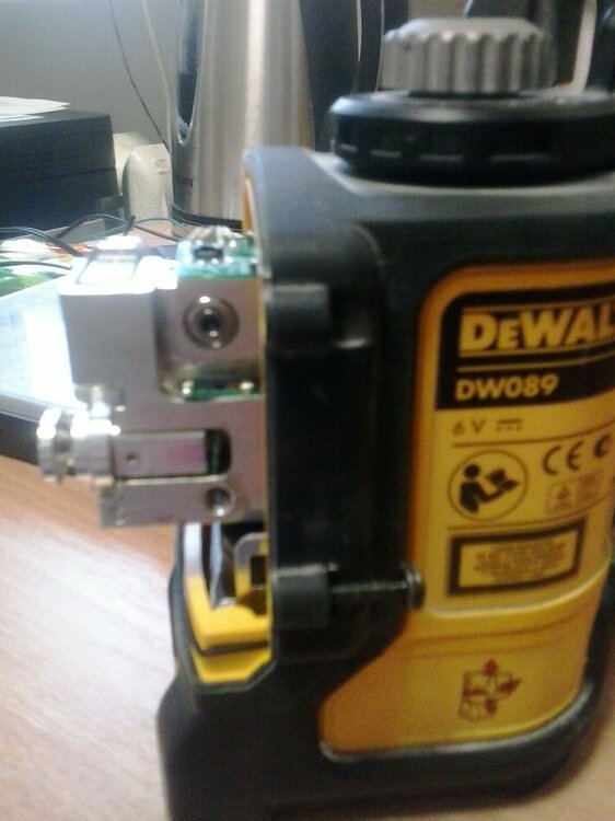 719539271_DeWaltDW089_2.thumb.jpg.eb8ef7730b1532dc56e7924038e41479.jpg
