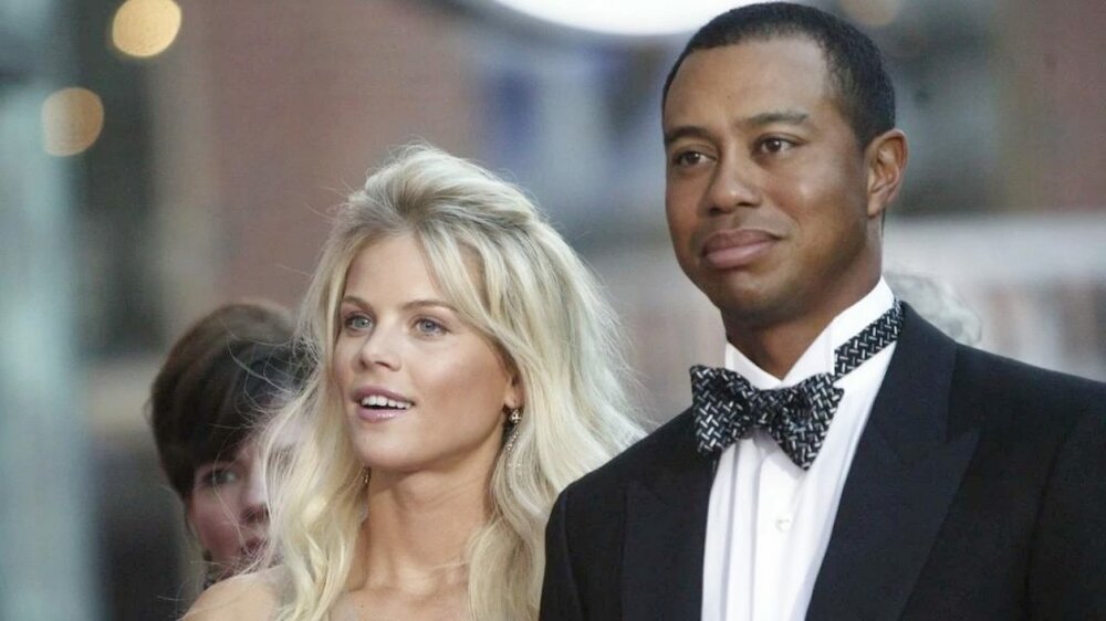 904501167_Tiger-Woods-Ex-Wife-Elin-Nordegren-1-1024x576(1).thumb.jpg.33d87cef7e372b3512a48009ae36159e.jpg