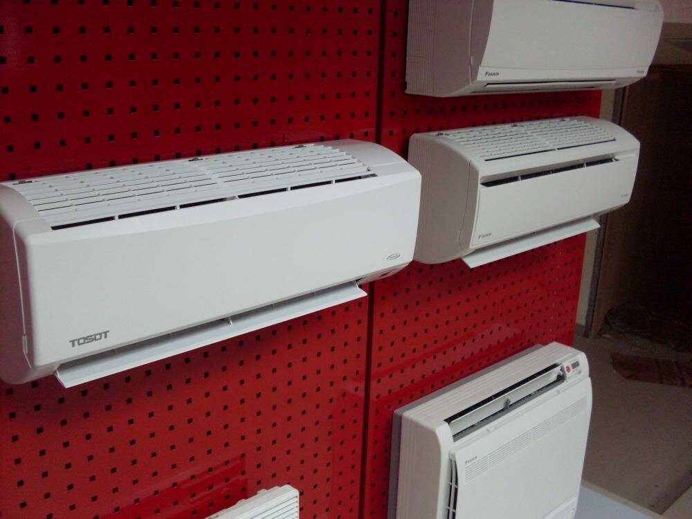 983154715_tosot-daikin.thumb.JPG.837124b7a5647c6803f8e81bc7d95627.JPG
