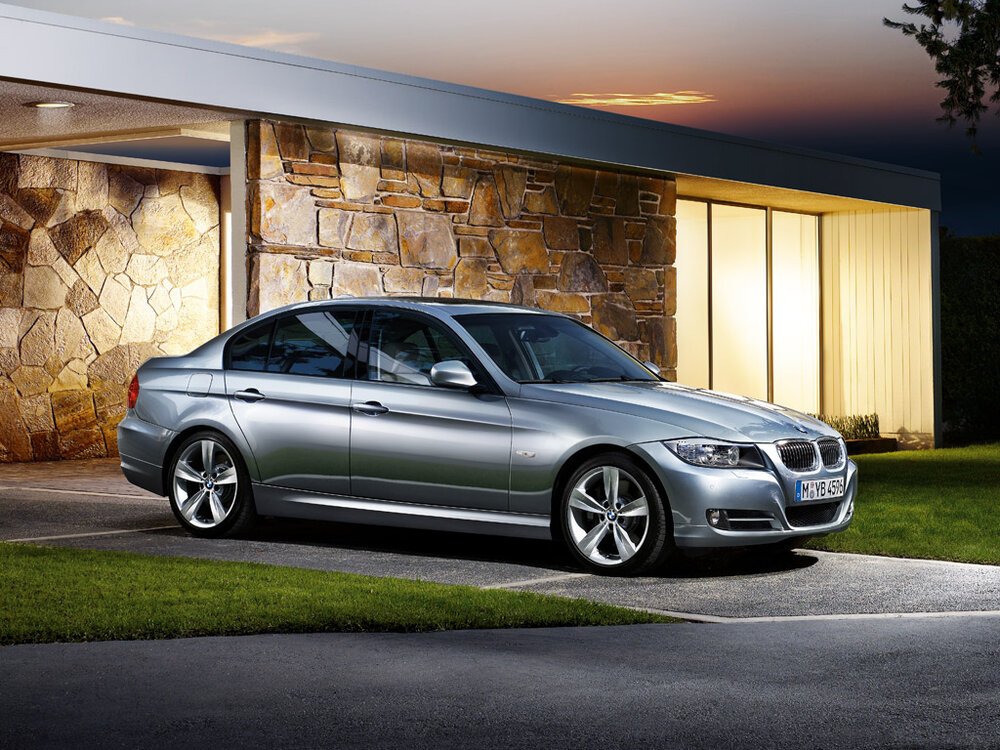 BMW_3series_Sedan_09.thumb.jpg.b61aa4d0ca7333130bfa6a3b8cc5a27b.jpg