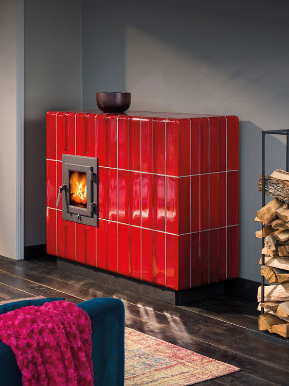Designer-Kachelofen-Fold2-Kaufmann_Keramik-web_900x1200.thumb.jpg.901925de31de0091e919b8a39982bdbf.jpg