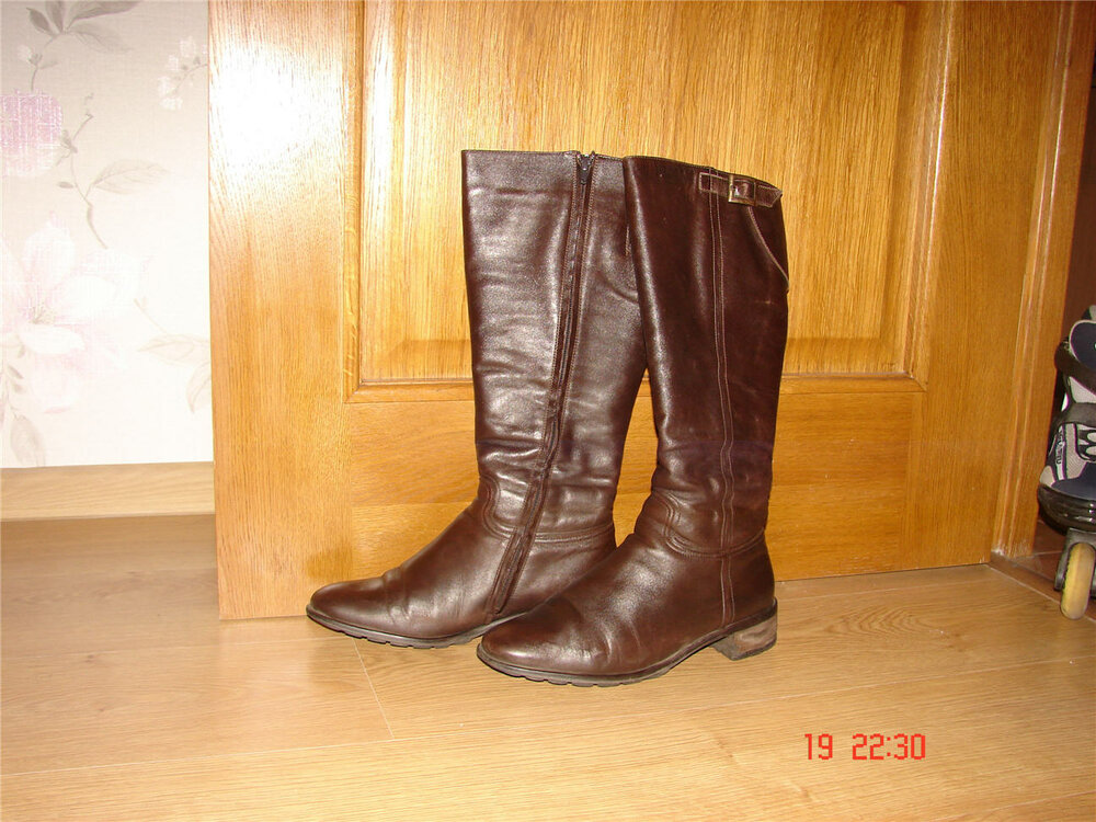 Female_Boots1.thumb.JPG.b1ba2d826b419cd9cd21209e2418cf21.JPG