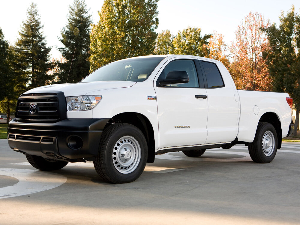 Toyota_Tundra_-_double_cab.thumb.jpg.afd80f06a09e73ec16963009dcc2a653.jpg