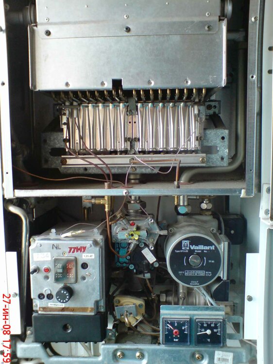 Vaillant_VCW_NL_182E.thumb.jpg.e4b4b894ac84ac8a7839e5c0aa09fbc6.jpg