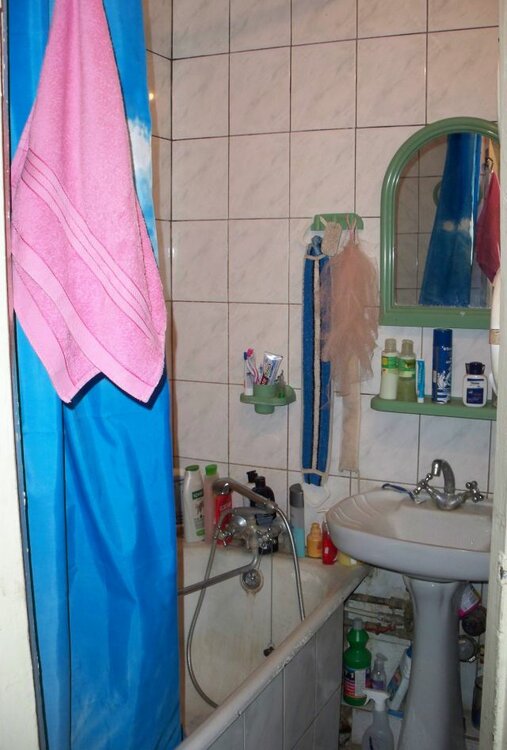 bath-22.thumb.jpg.00e77c79cc0616fee4a386defaf60c5d.jpg