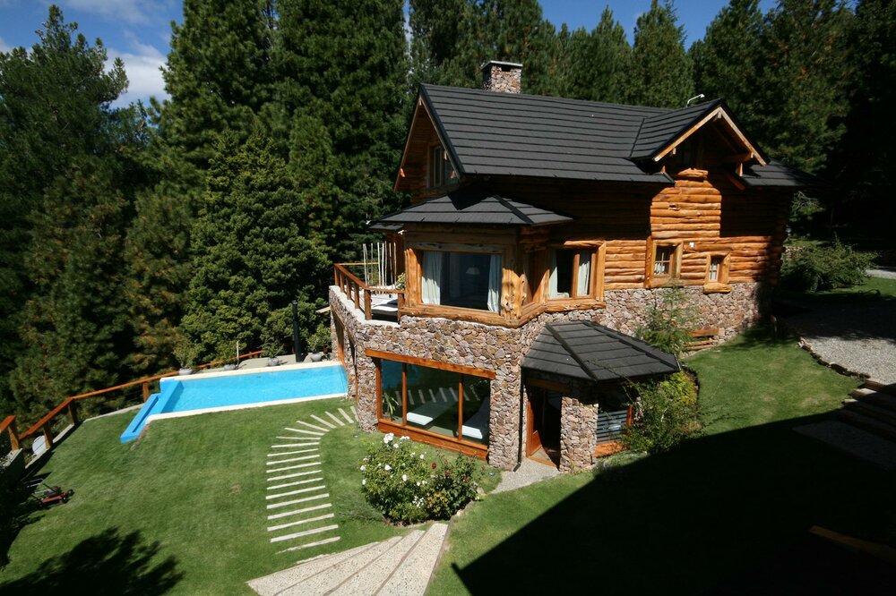chalet.thumb.jpg.59360cf70999a3132c719928e4673281.jpg