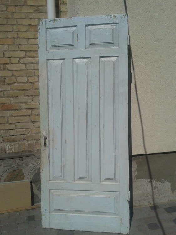 door1.thumb.jpg.6ea9bf4701c3fb2166d18762d65e9920.jpg