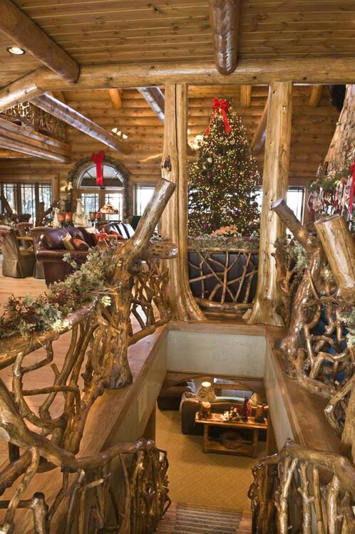 holiday_log_home_tree.thumb.jpg.fb1ae02ddaf871f939341d1926aa7901.jpg