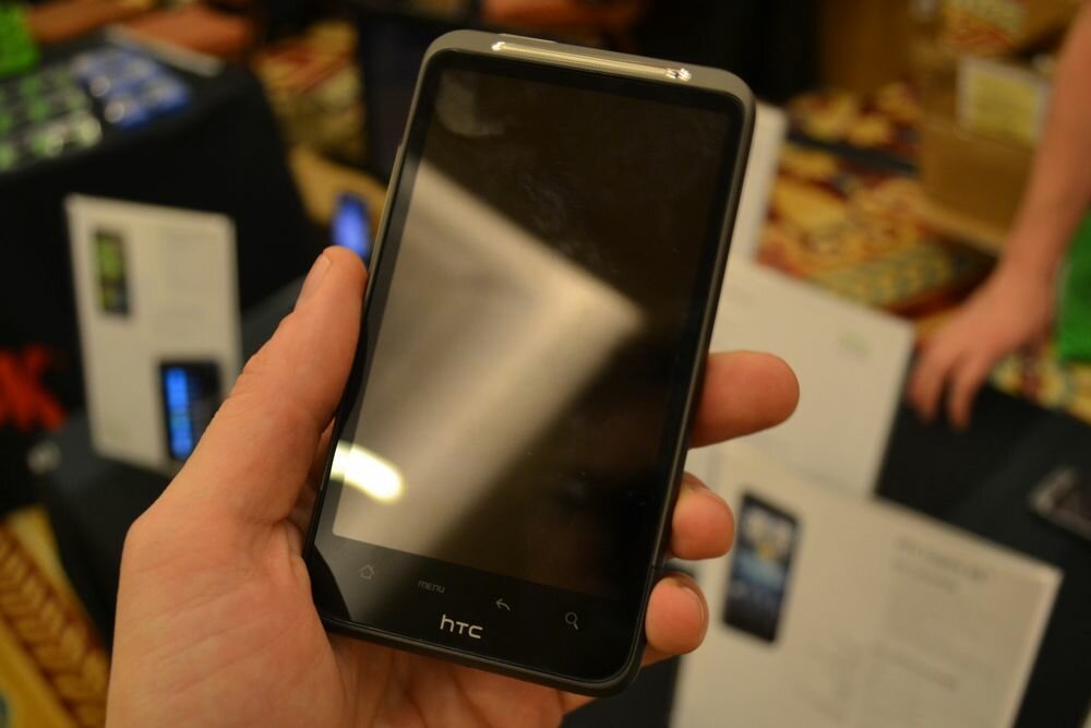 htc-inspire-4g-3.thumb.jpeg.3a144da144cbd5ff773b23e744eea180.jpeg