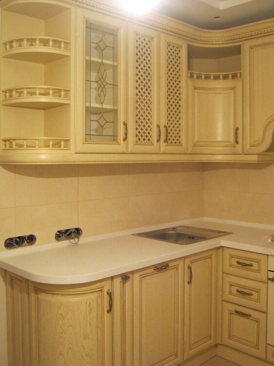 kitchen_42.thumb.jpg.a22a89d8d9ae5113d88f84c5753a5e88.jpg