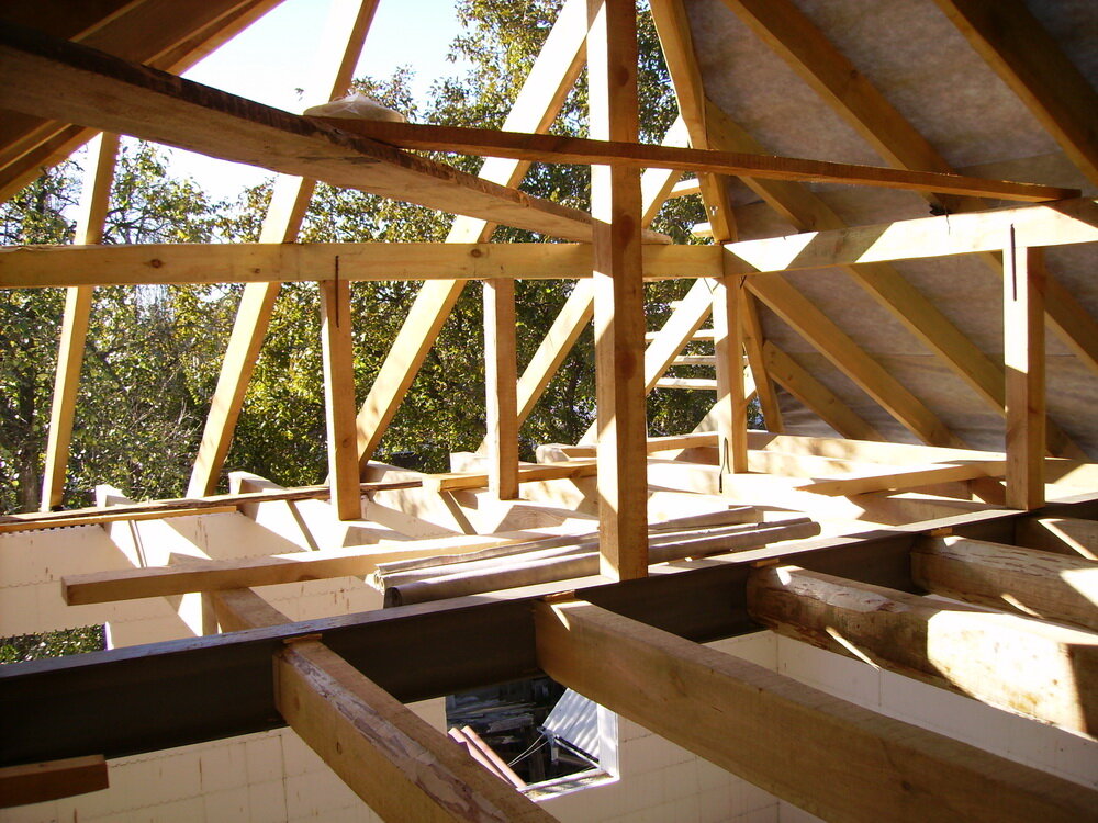 roof6.thumb.jpg.6b637fff69e9ae77217d188e8afe0155.jpg