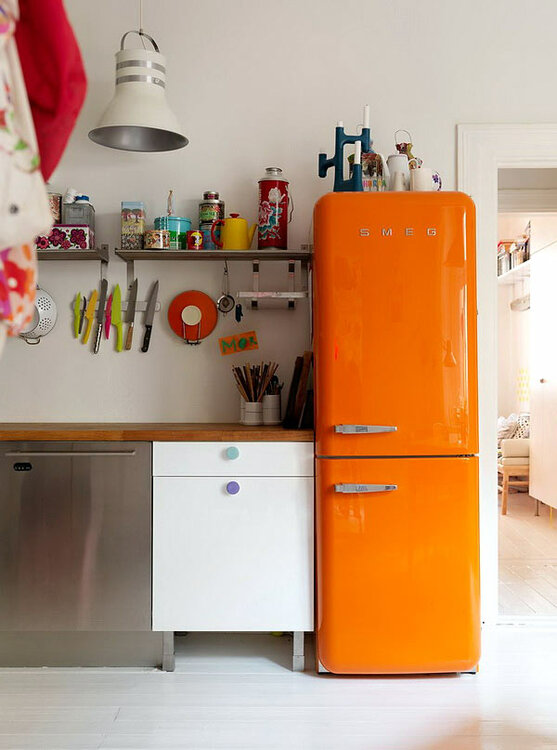 smeg-fridge-04.thumb.jpg.a4d0112fb9403af9ae1a3b041fb2670c.jpg