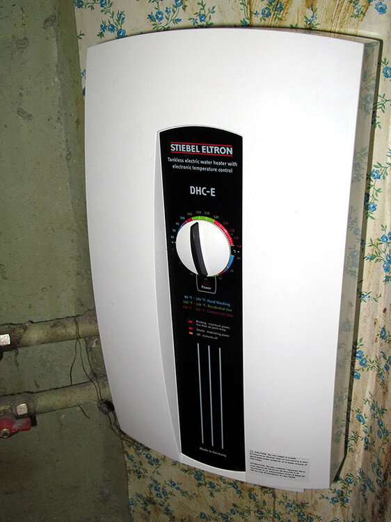water_heater_2907.thumb.jpg.953ec57a7fb5619109cc560cc8e43038.jpg