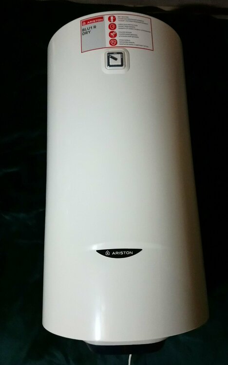 Бойлер ARISTON BLU1R 100 DRY_01.JPG
