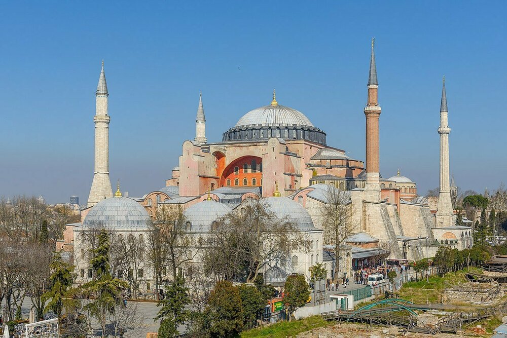 Hagia_Sophia_Mars_2013.jpg