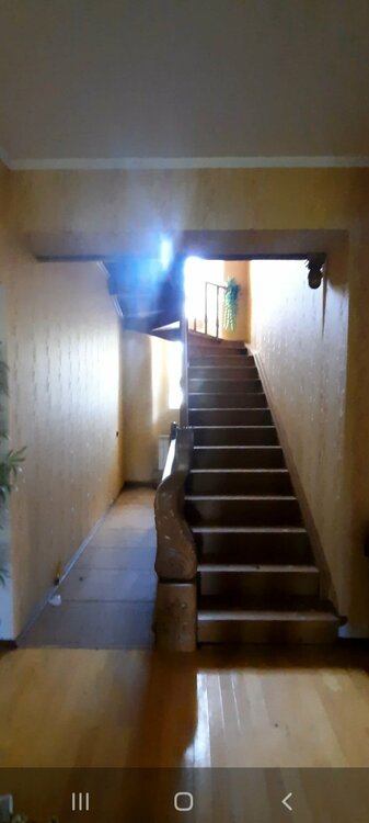 Screenshot_20240518-004048_Video Player.jpg