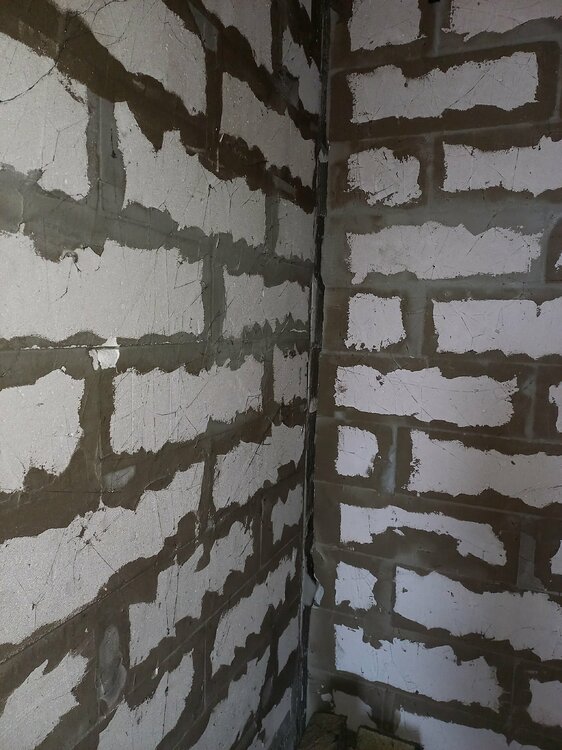 2 поверх кімната зліва.jpg