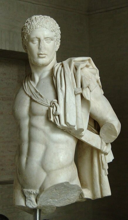 800px-Diomedes_Glyptothek_Munich_304_n2.jpg