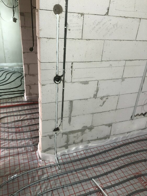 2025-09-27 16.36.01.jpg