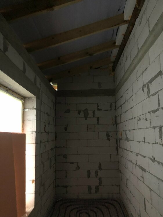 2025-10-03 17.44.18.jpg