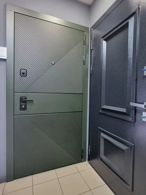 kupit_dveri_vkhodnyye (14).jpg