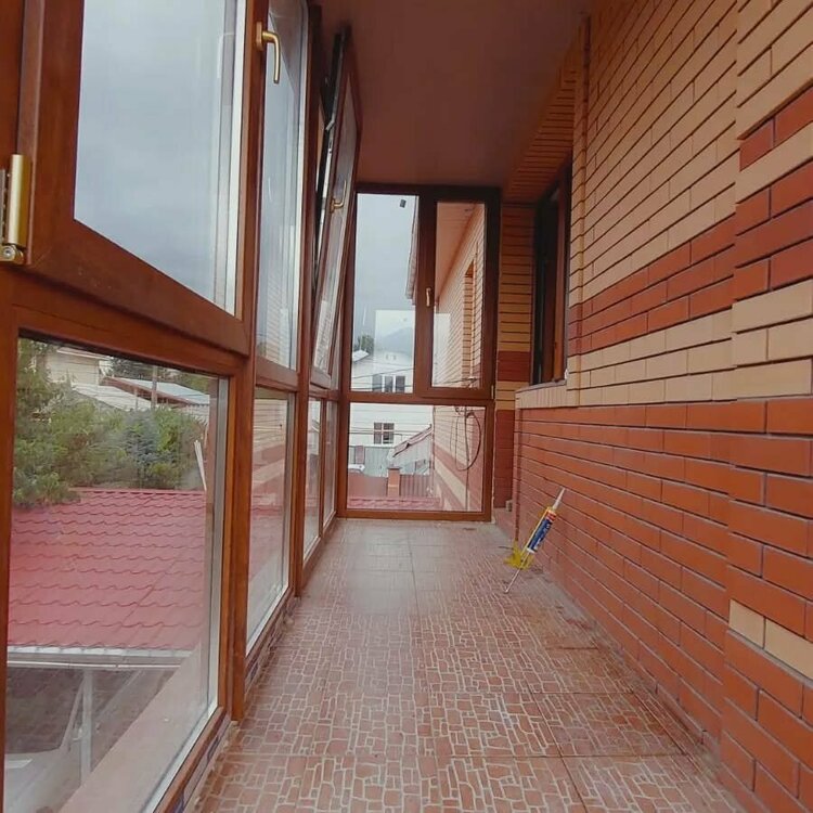 zasteklit-balkon (8).jpg