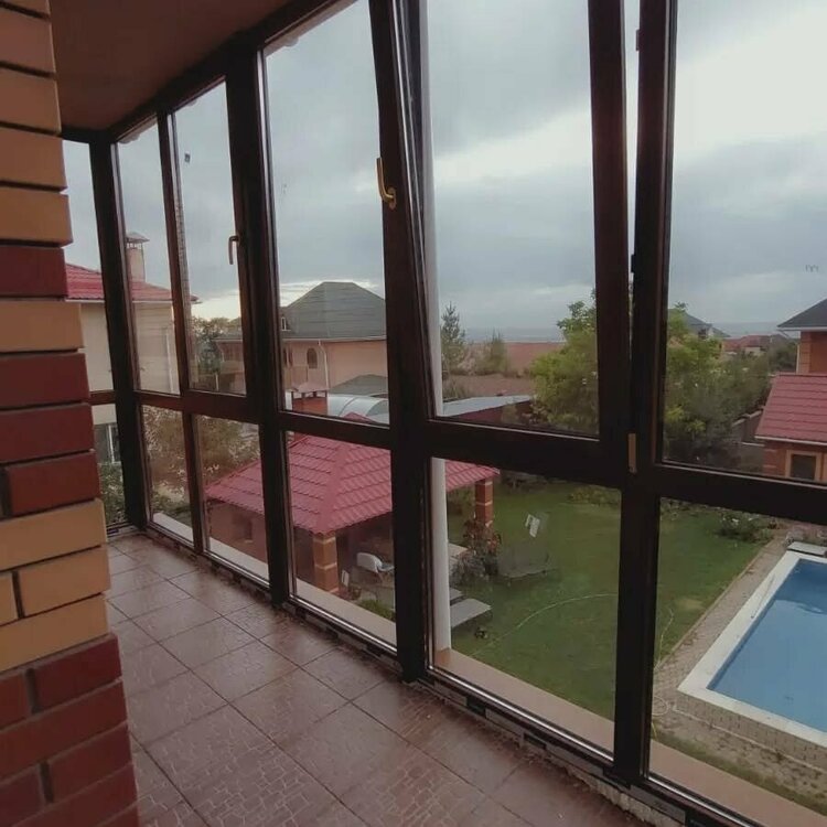 zasteklit-balkon (7).jpg