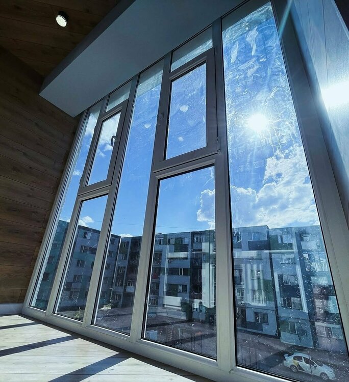 zasteklit-balkon (1).jpg