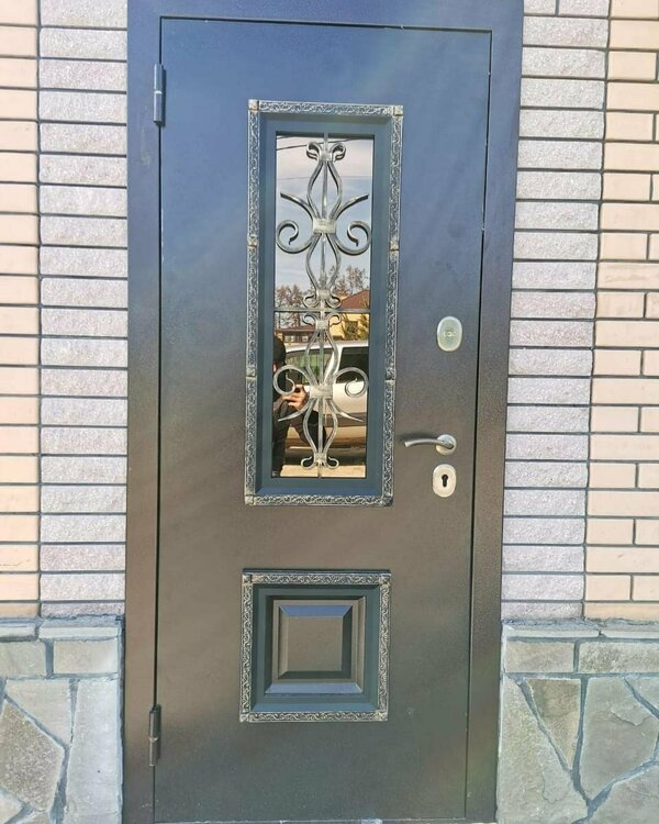 dveri-vhodnie-krivoy-rog (24).jpg