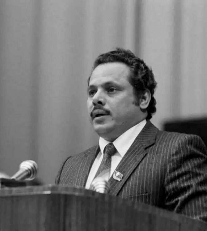 Ali_Nasser_Muhammad_USSR_(cropped).jpg